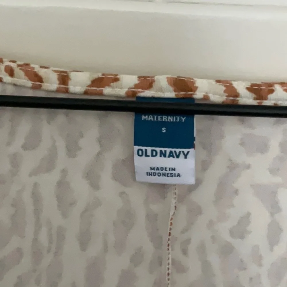 Old Navy Maternity Animal Print Dress - Picture 5 of 5